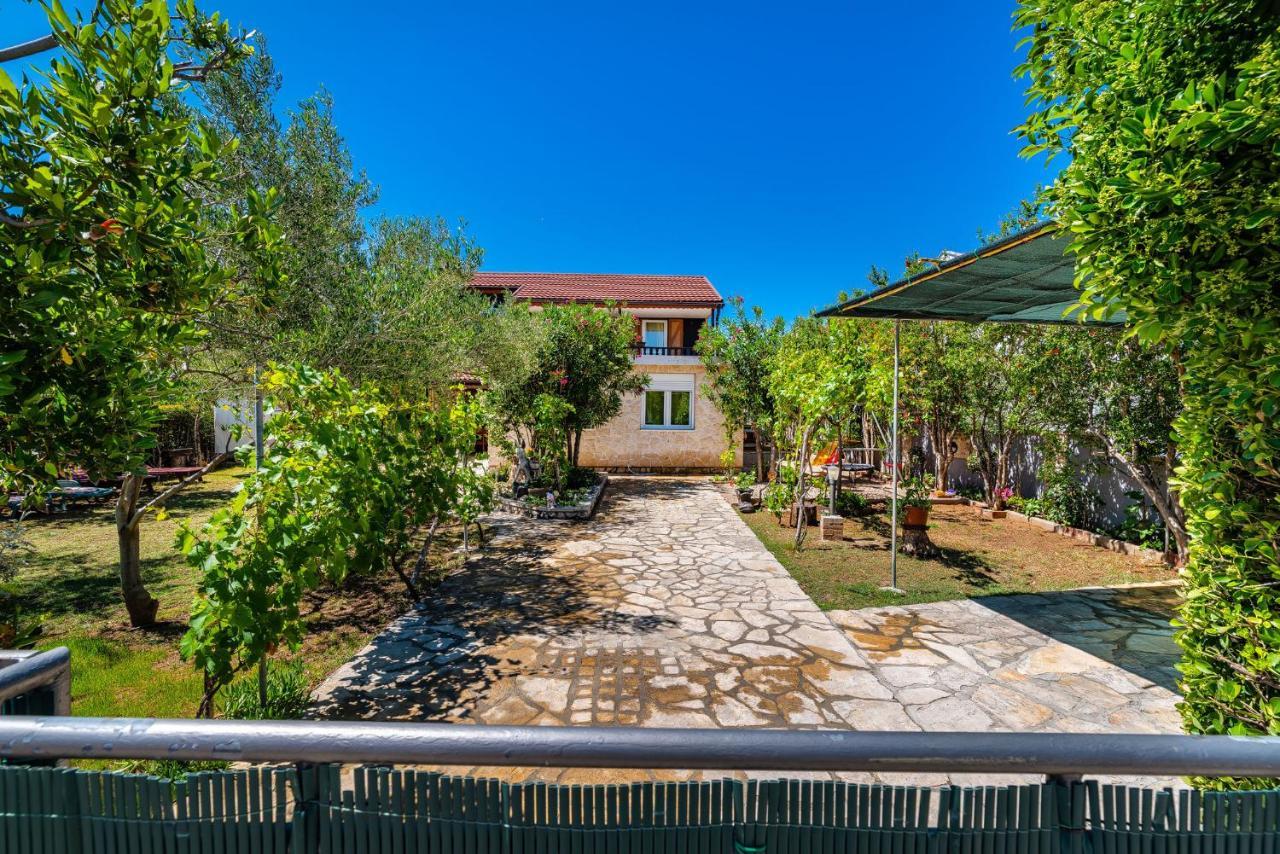 Holiday House K&K Привлака Екстериор снимка