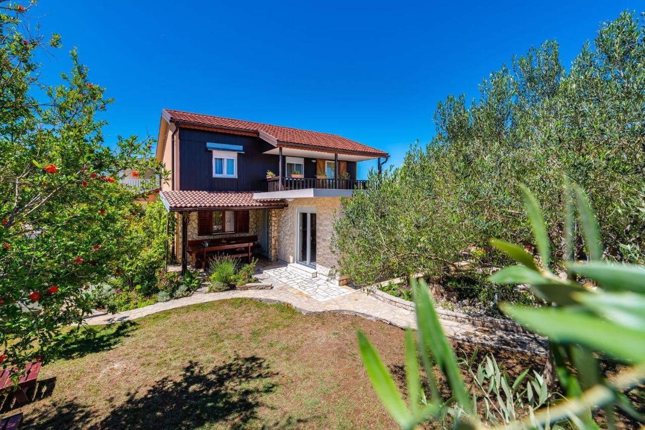 Holiday House K&K Привлака Екстериор снимка