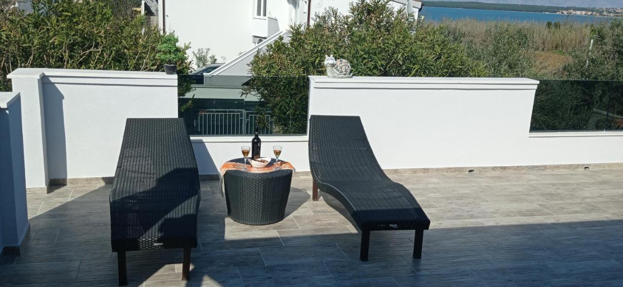 Holiday House K&K Привлака Екстериор снимка