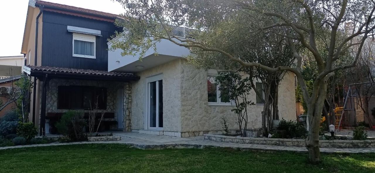Holiday House K&K Привлака Екстериор снимка