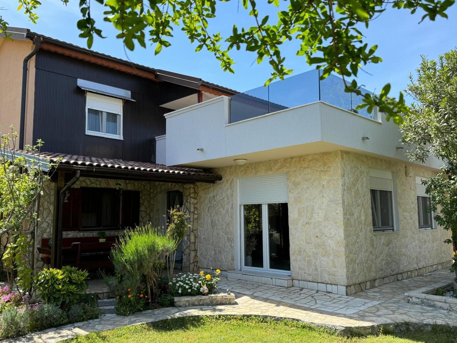 Holiday House K&K Привлака Екстериор снимка